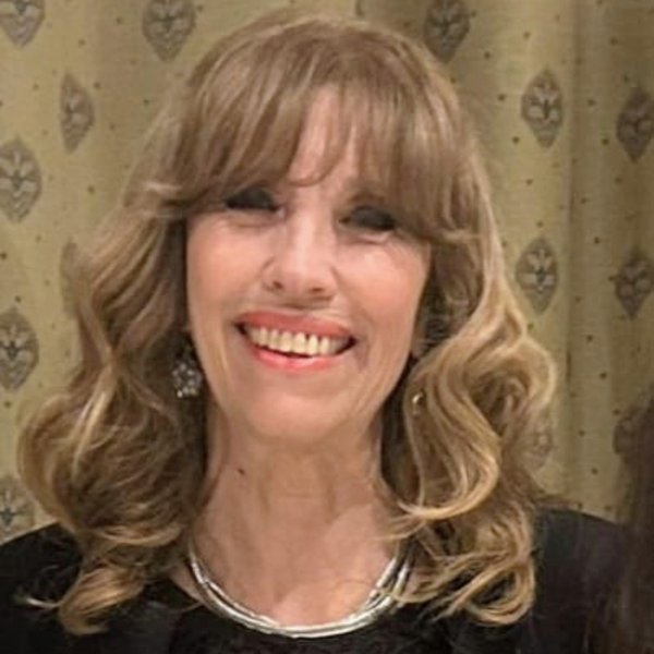 Silvina Espoueys